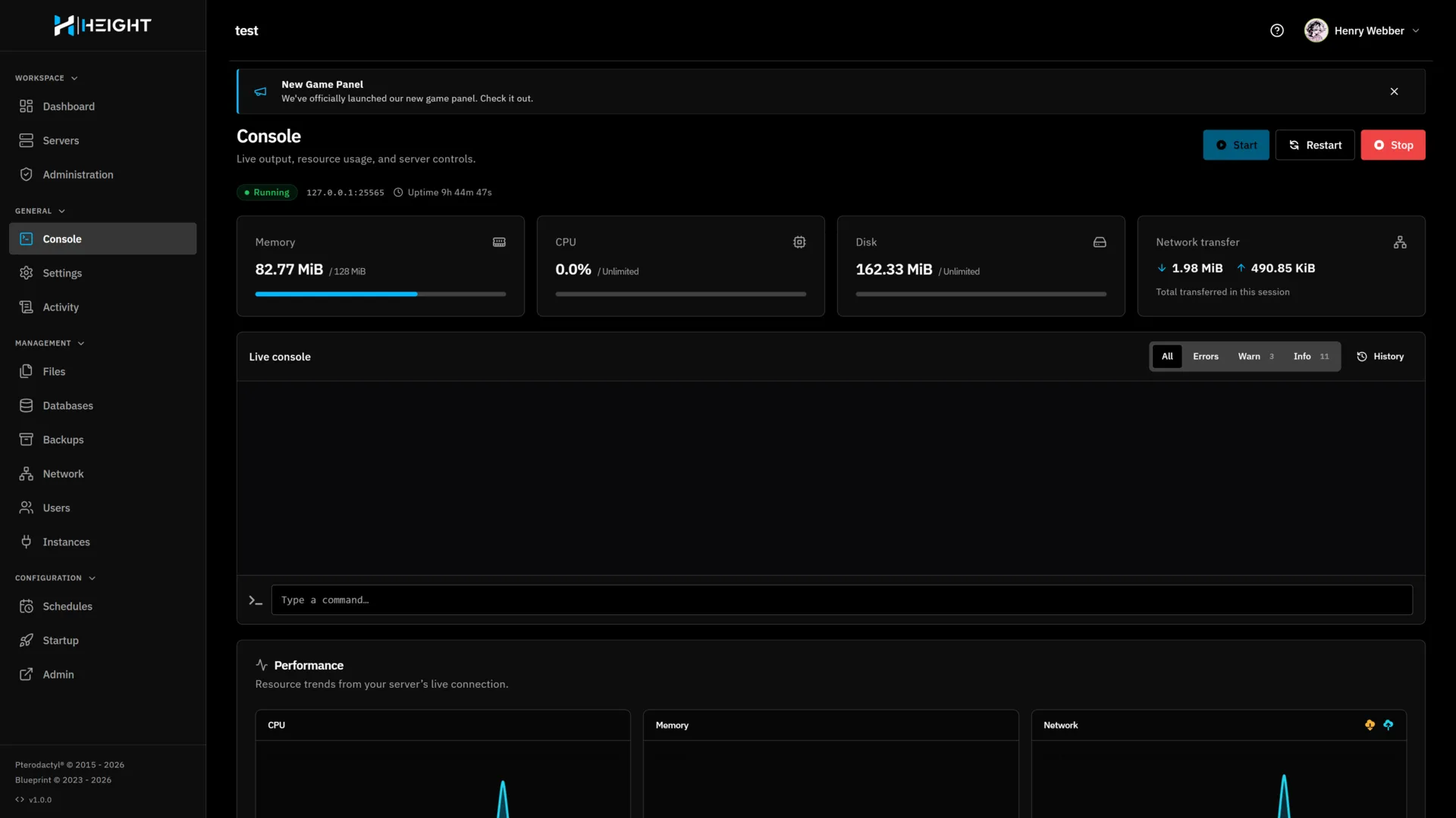 Game server dashboard showing CPU, memory and network usage